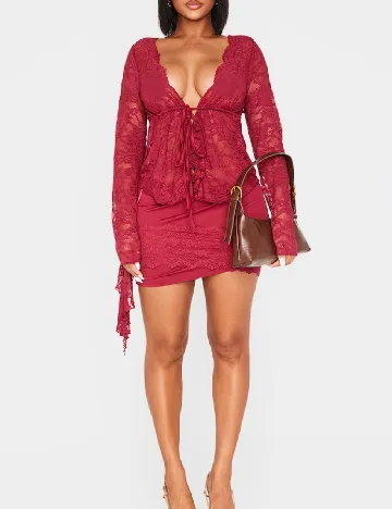Bluza PRETTYLITTLETHING, rosu