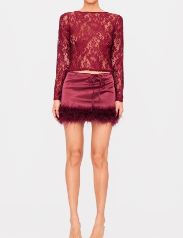 Bluza PRETTYLITTLETHING, visiniu