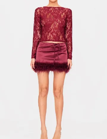Bluza PRETTYLITTLETHING, visiniu