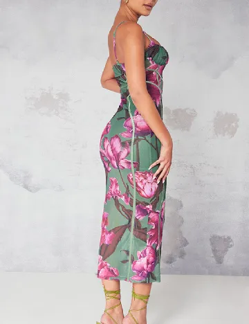 Rochie lunga PRETTYLITTLETHING, verde