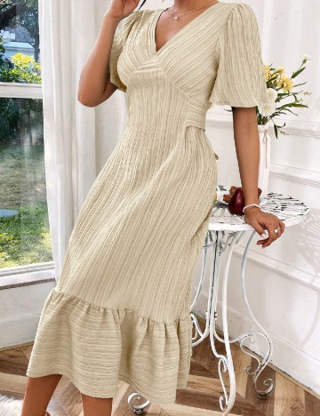 Rochie medie SHEIN, crem
