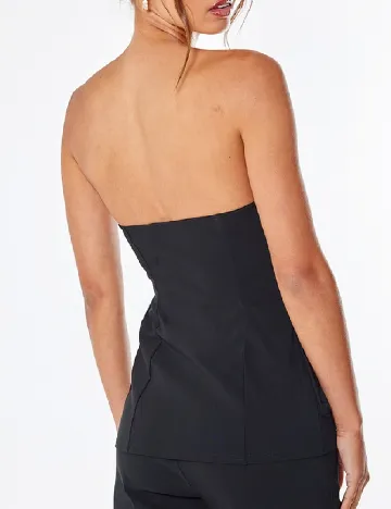 Top PRETTYLITTLETHING, negru