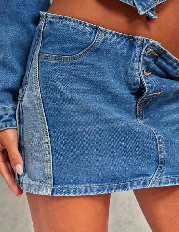 Fusta PRETTYLITTLETHING, albastru