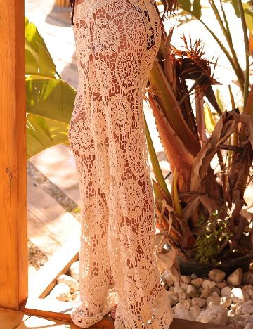 Pantaloni de plaja PRETTYLITTLETHING, crem