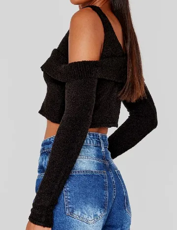 Top PRETTYLITTLETHING, negru