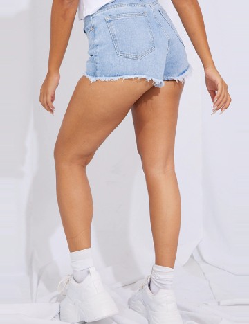 Pantaloni scurti PRETTYLITTLETHING, albastru