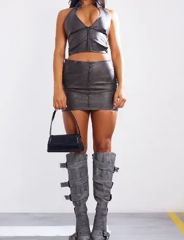 Top PRETTYLITTLETHING, negru