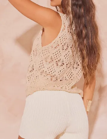 Top PRETTYLITTLETHING, crem