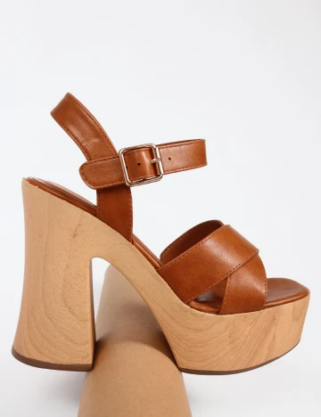 Sandale SHEIN, maro