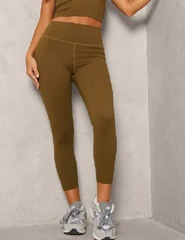 Colanti PRETTYLITTLETHING, kaki