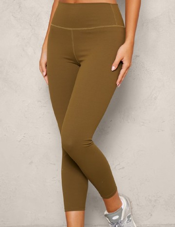 Colanti PRETTYLITTLETHING, kaki
