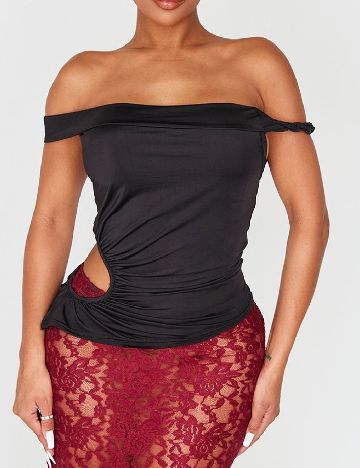 Top PRETTYLITTLETHING, negru
