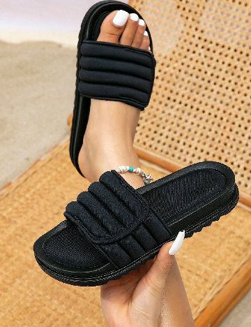 Slapi SHEIN, negru