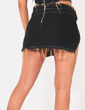 Fusta PRETTYLITTLETHING, negru