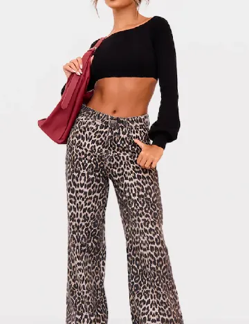 Top PRETTYLITTLETHING, negru