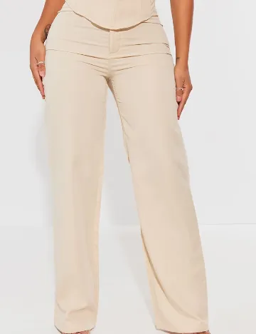 Pantaloni PRETTYLITTLETHING, crem