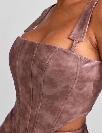 Top PRETTYLITTLETHING, roz pudra inchis