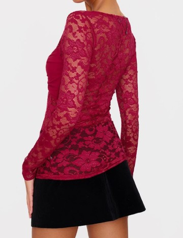Bluza PRETTYLITTLETHING, visiniu
