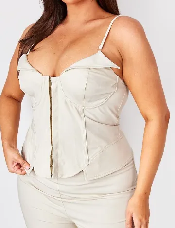 Top PRETTYLITTLETHING Plus Size, bej