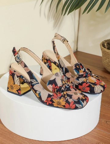 Pantofi SHEIN, floral print