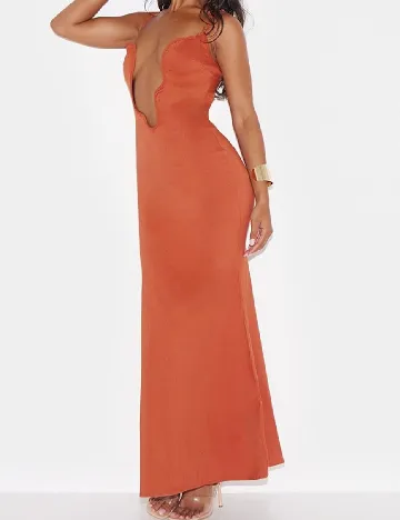 Rochie lunga PRETTYLITTLETHING, caramiziu
