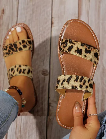 Slapi SHEIN, animal print