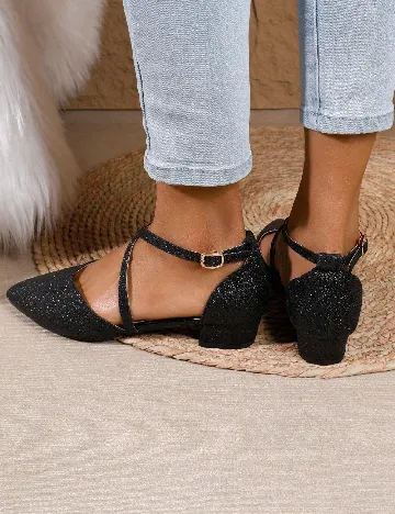 Pantofi SHEIN, negru
