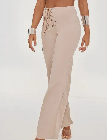 Pantaloni PRETTYLITTLETHING, bej