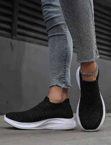 Adidasi SHEIN, negru