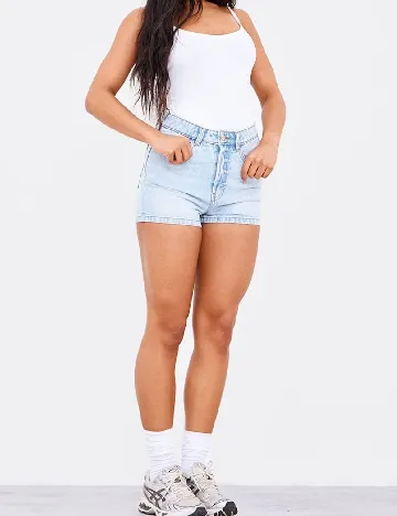 Pantaloni scurti PRETTYLITTLETHING, albastru