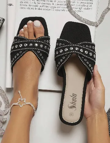 Slapi SHEIN, negru