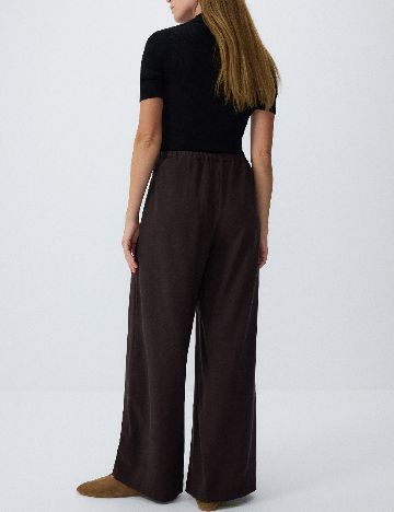Pantaloni Reserved, maro