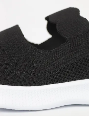 Adidasi SHEIN, negru