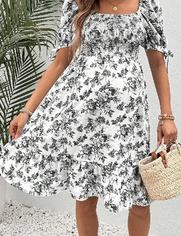 Rochie scurta SHEIN Maternity, alb
