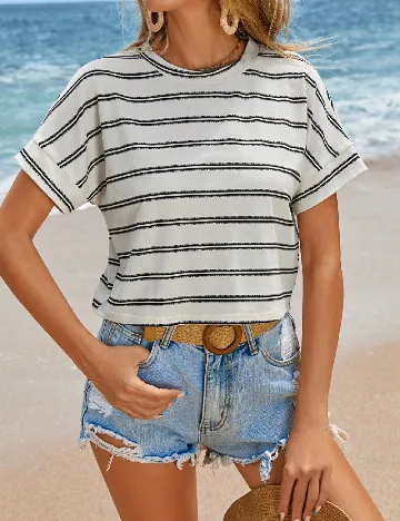 Tricou SHEIN, ecru