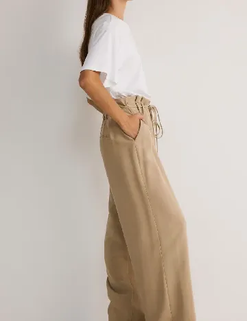 Pantaloni Reserved, bej