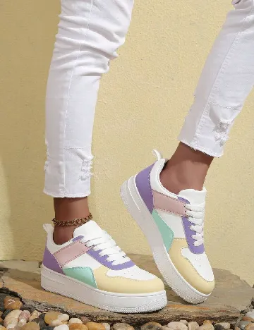 Adidasi SHEIN, mix culori Mix culori