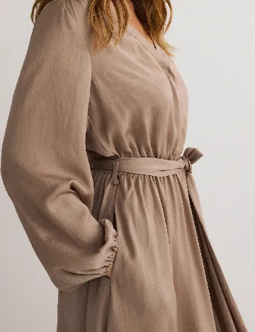 Rochie medie Reserved, maro