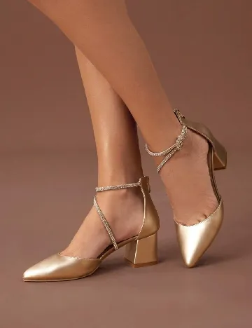 Pantofi SHEIN, crem