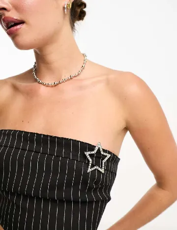 Top Heartbreak, negru