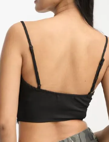 Top Heartbreak, negru