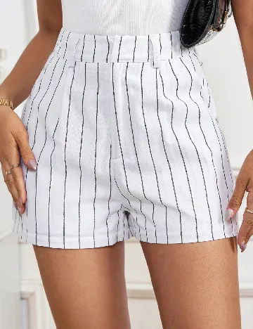 Pantaloni scurti SHEIN, alb