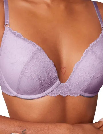 Sutien Triumph, mov