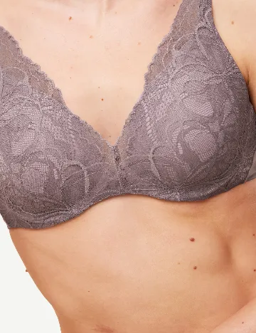 Sutien Triumph, mov