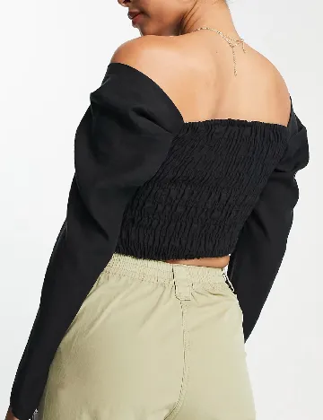 Top Top Shop, negru