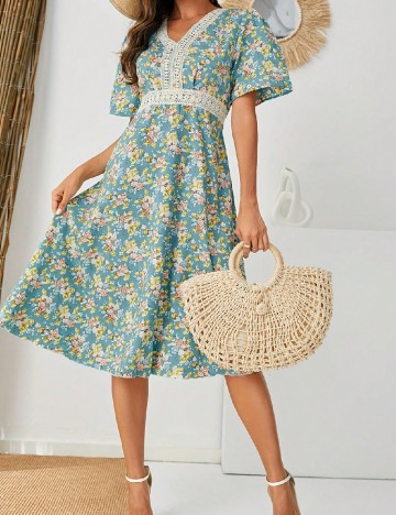 Rochie medie SHEIN, floral print