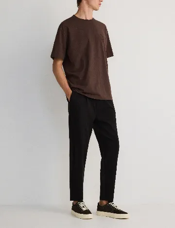 Tricou Reserved, maro