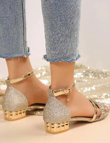 Pantofi SHEIN, auriu