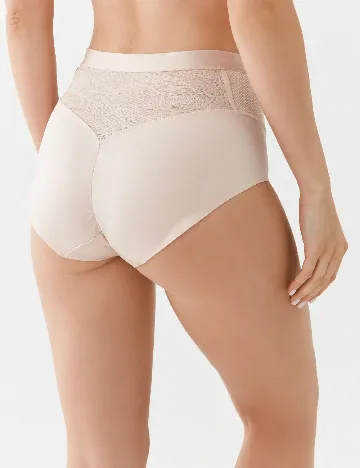 Chilot Triumph, crem