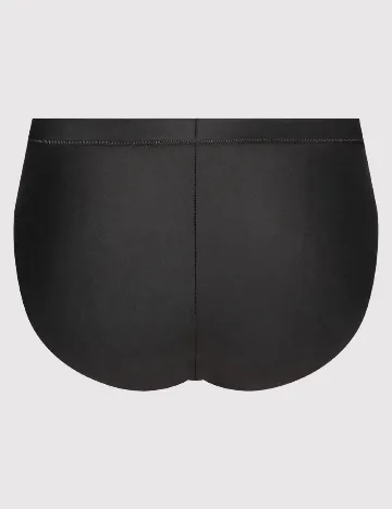 Chilot Triumph, negru